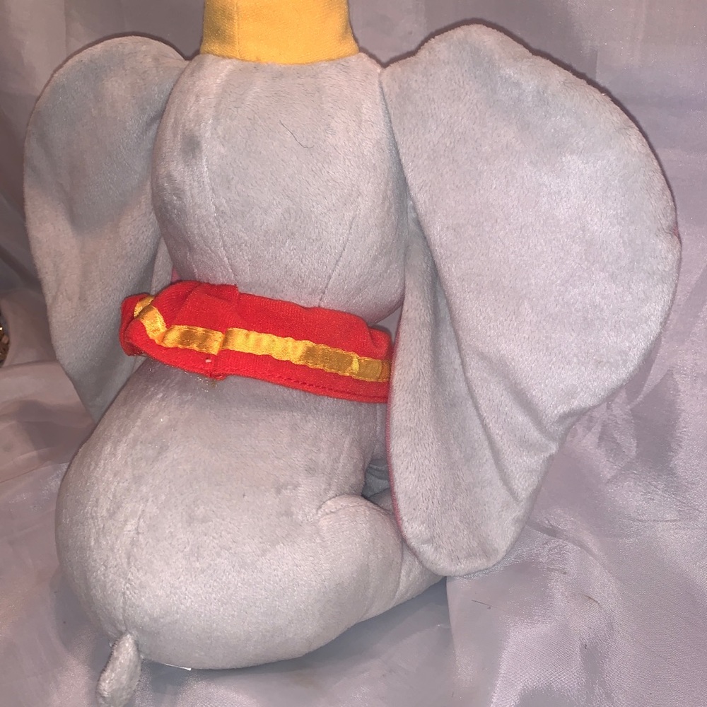 Kohls Cares Disney Dumbo plush - Picture 4 of 4
